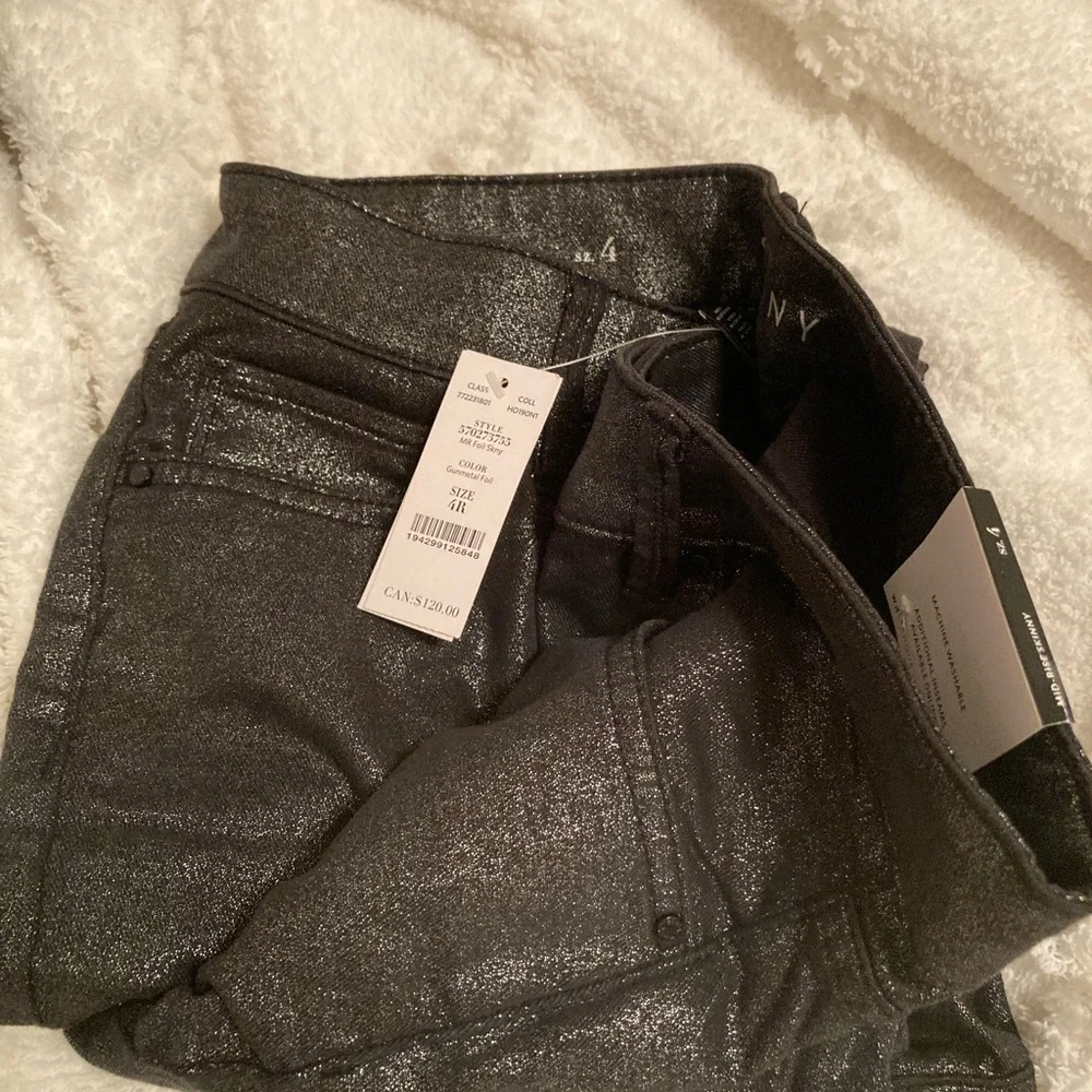 WHBM skinny jeans NWT - Picture 2 of 4
